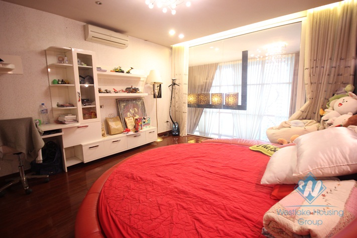 High quality penthouse for rent in Ciputra, Tay Ho, hanoi